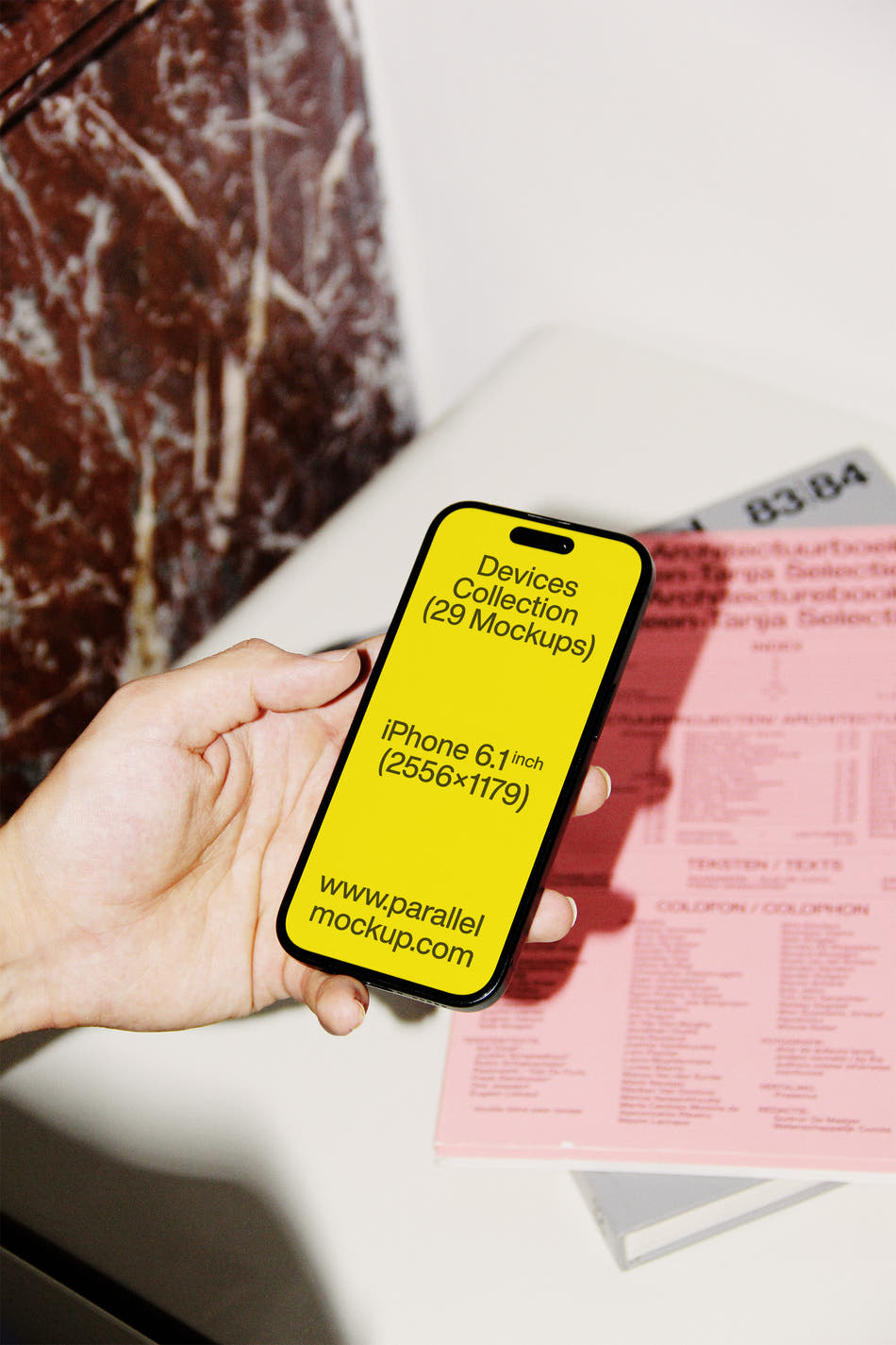 iPhone DE-A-09 - Secondary preview
