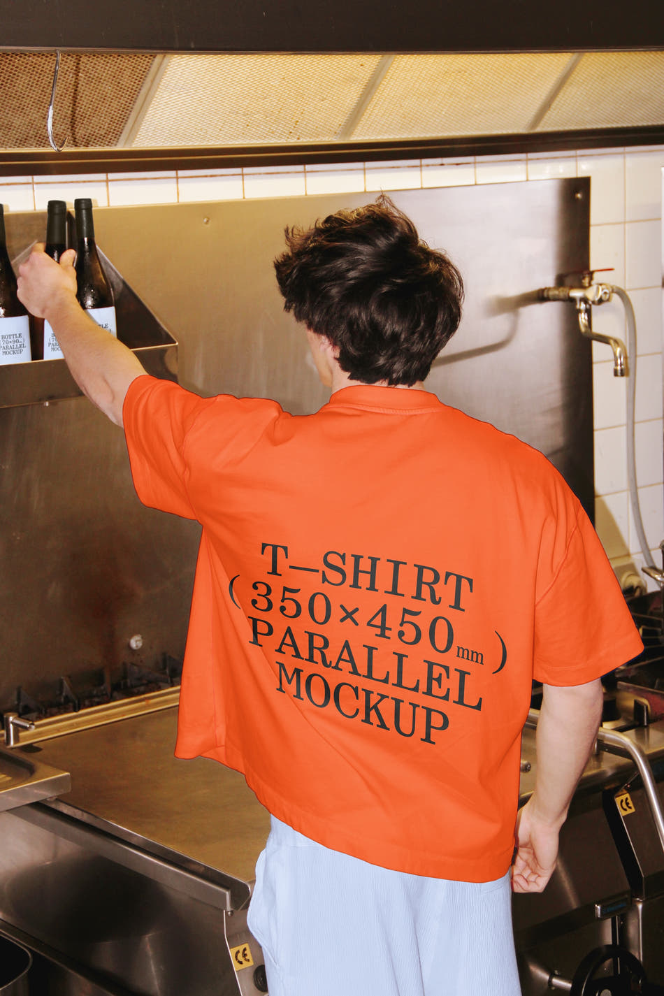 T-shirt & Bottle BI-A-22 - T-shirt & Bottle BI-A-22